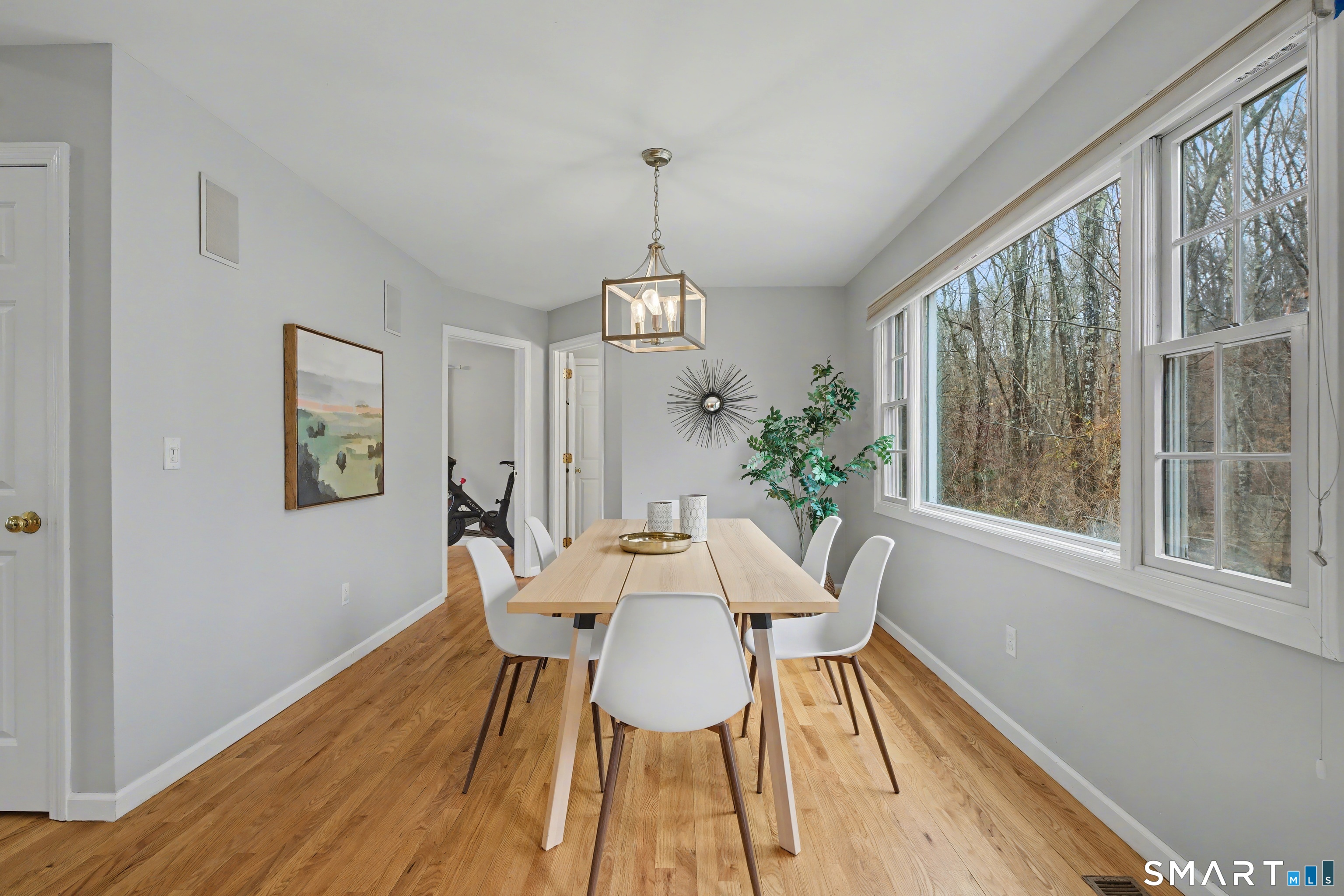 1941 Moose Hill Road Guilford, CT 06437 - Photo 10 of 40