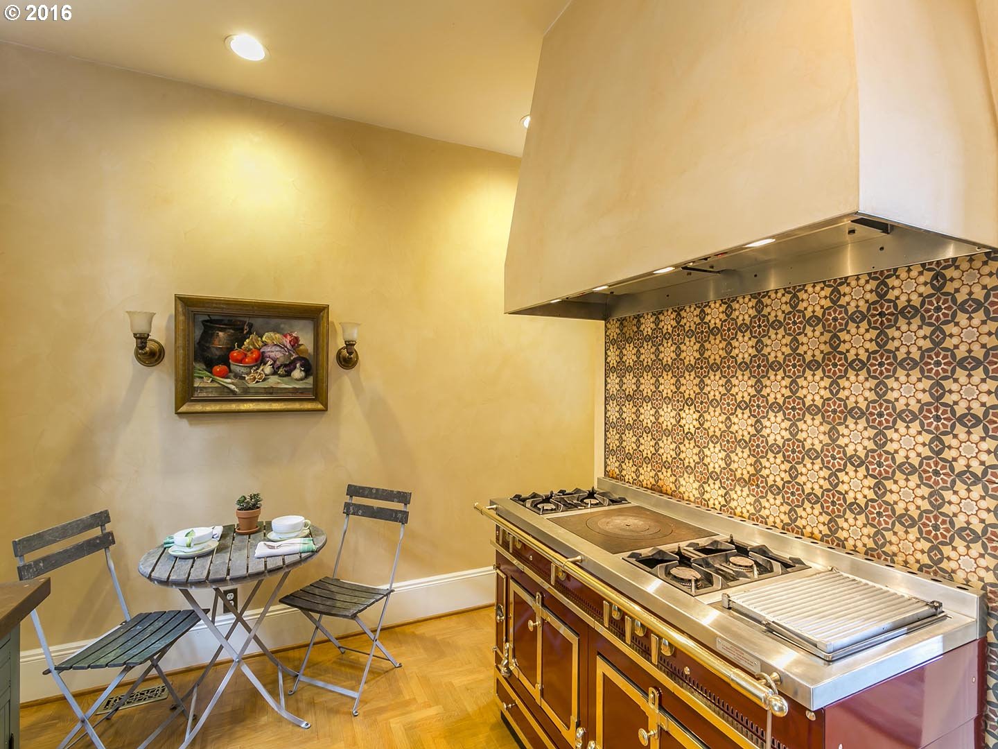 1502 Southwest Upper Hall Street Portland, OR 97201 - Photo 15 of 28 Kitchen/Nook