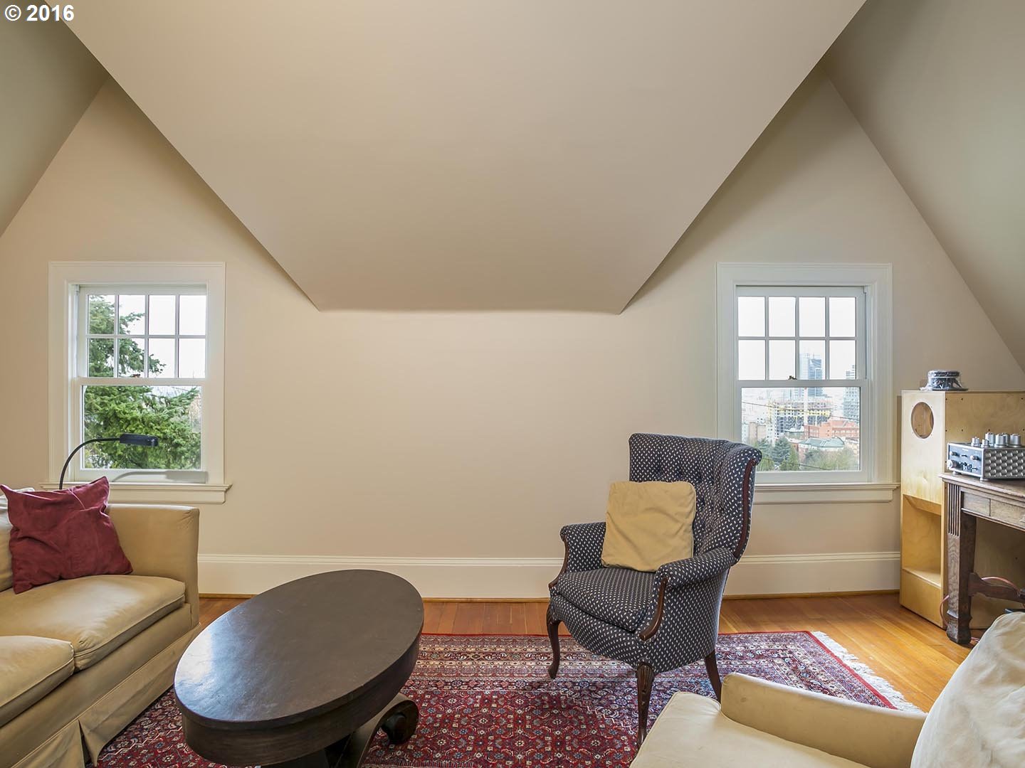 1502 Southwest Upper Hall Street Portland, OR 97201 - Photo 25 of 28 Family Room
