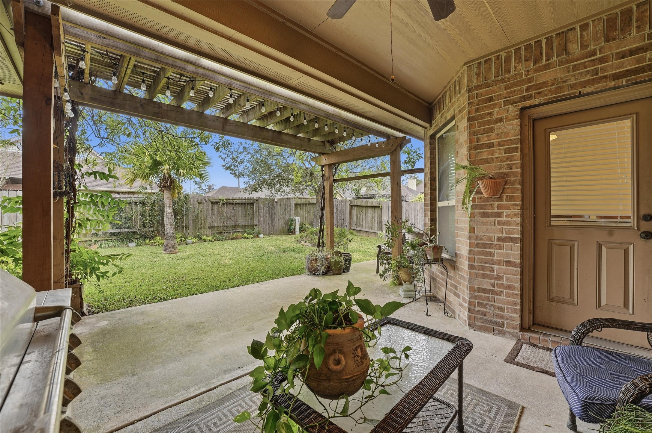 18115 Oliveria Way Houston, TX 77044 - Photo 23 of 32 a front view of a house with garden