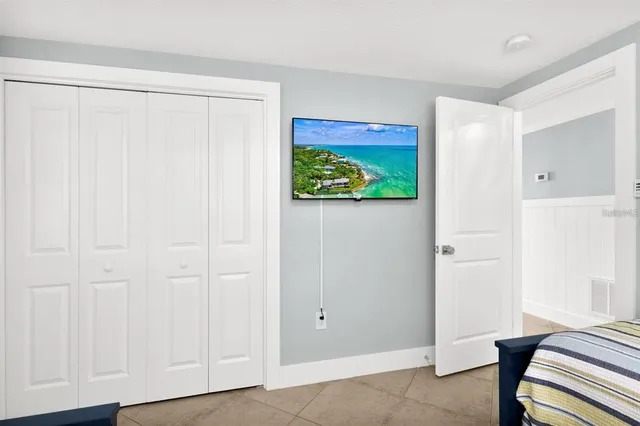 $1,540,000 | 6201 Holmes Boulevard, Holmes Beach, FL 34217