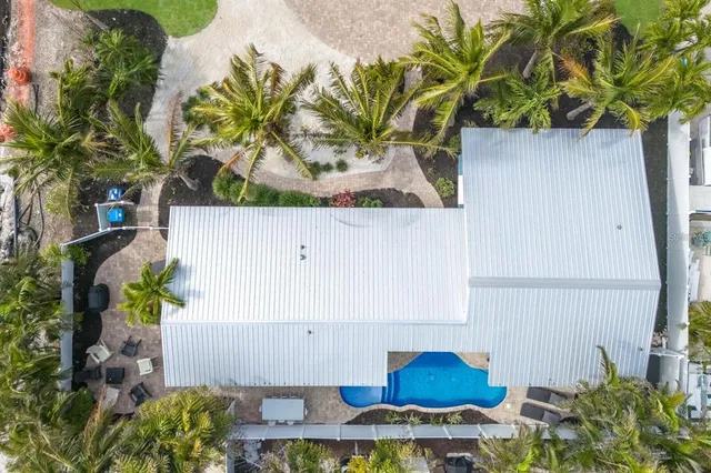 $1,540,000 | 6201 Holmes Boulevard, Holmes Beach, FL 34217