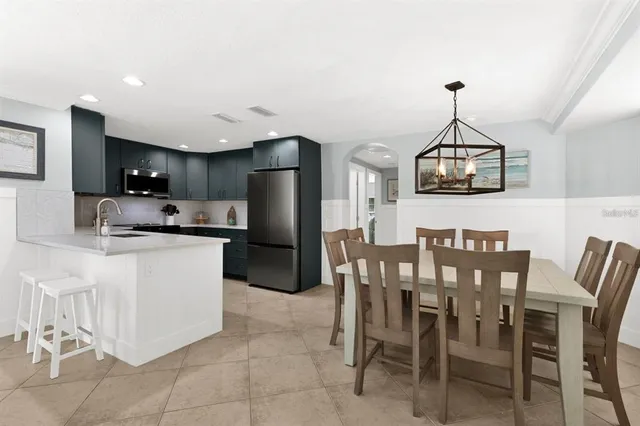 $1,540,000 | 6201 Holmes Boulevard, Holmes Beach, FL 34217