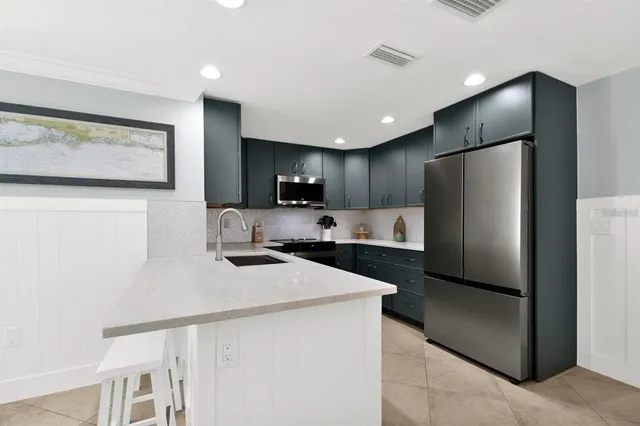 $1,540,000 | 6201 Holmes Boulevard, Holmes Beach, FL 34217