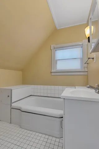 $179,900 | 204 Wilson Avenue Northeast, St. Cloud, MN 56304