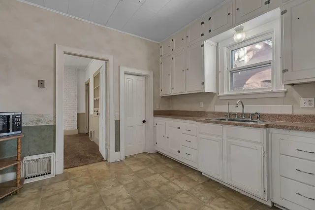 $179,900 | 204 Wilson Avenue Northeast, St. Cloud, MN 56304