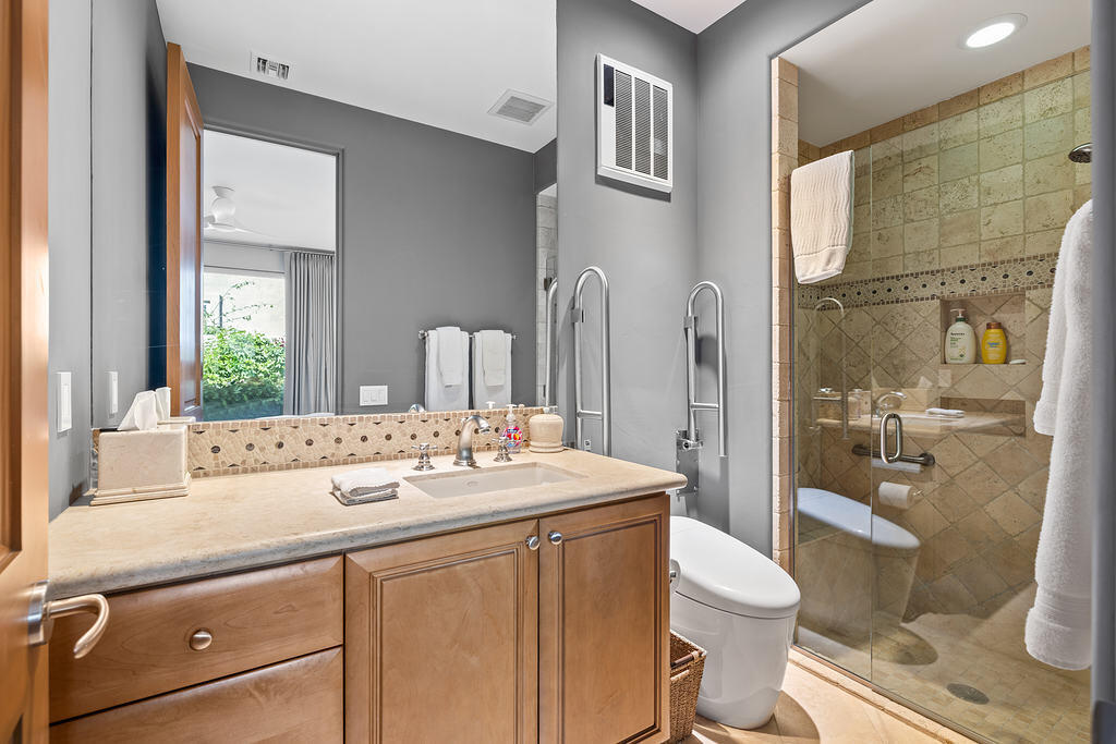 45699 North Vía Villaggio Indian Wells, CA 92210 - Photo 23 of 38 -16