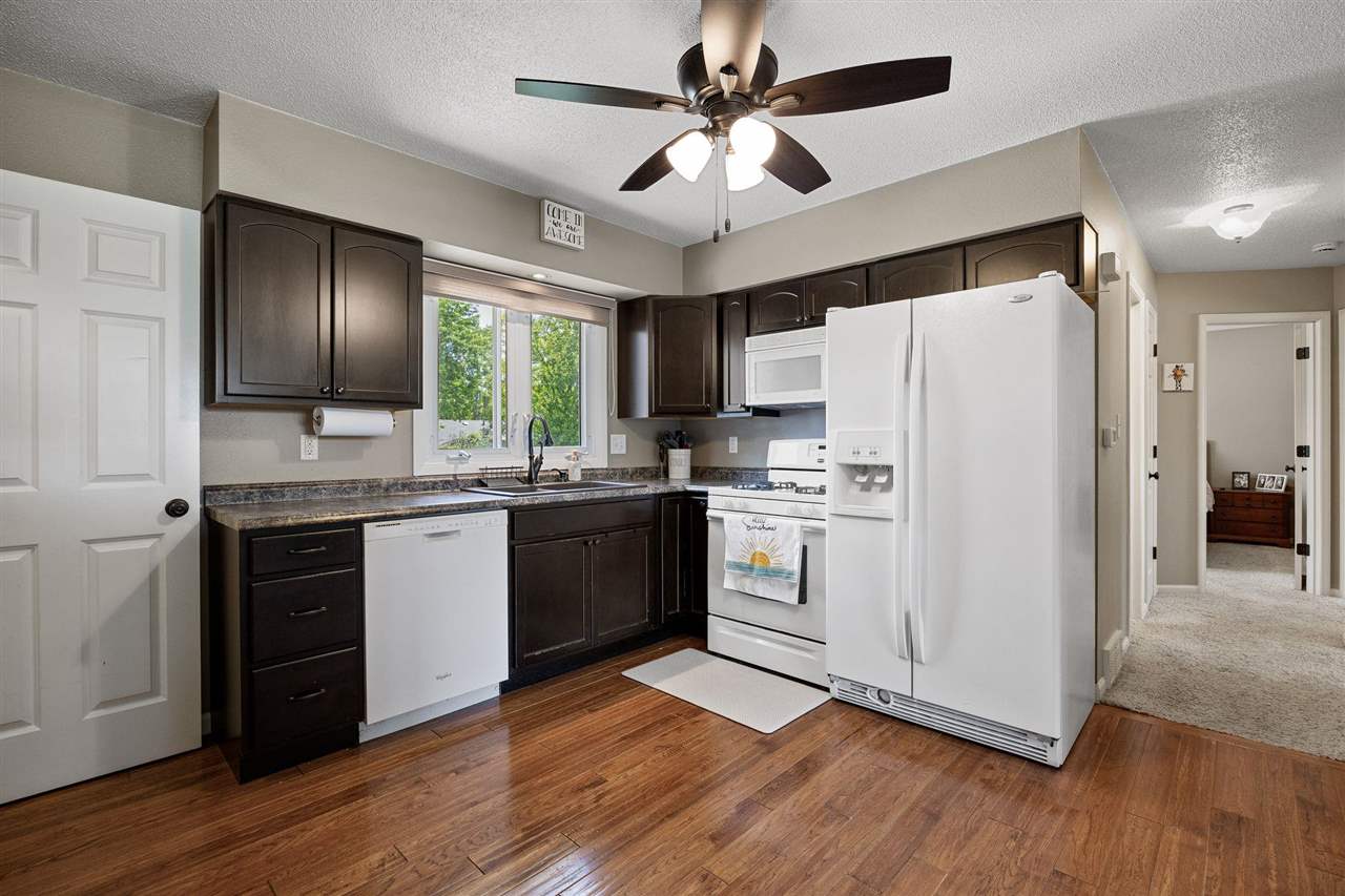 2985 4th Street Marion, IA 52302 - Photo 6 of 23 Gallery Image 6