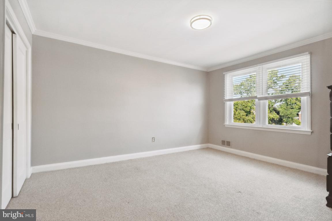 946 Radcliffe Road Towson, MD 21204 - Photo 18 of 33 Gallery Image 18