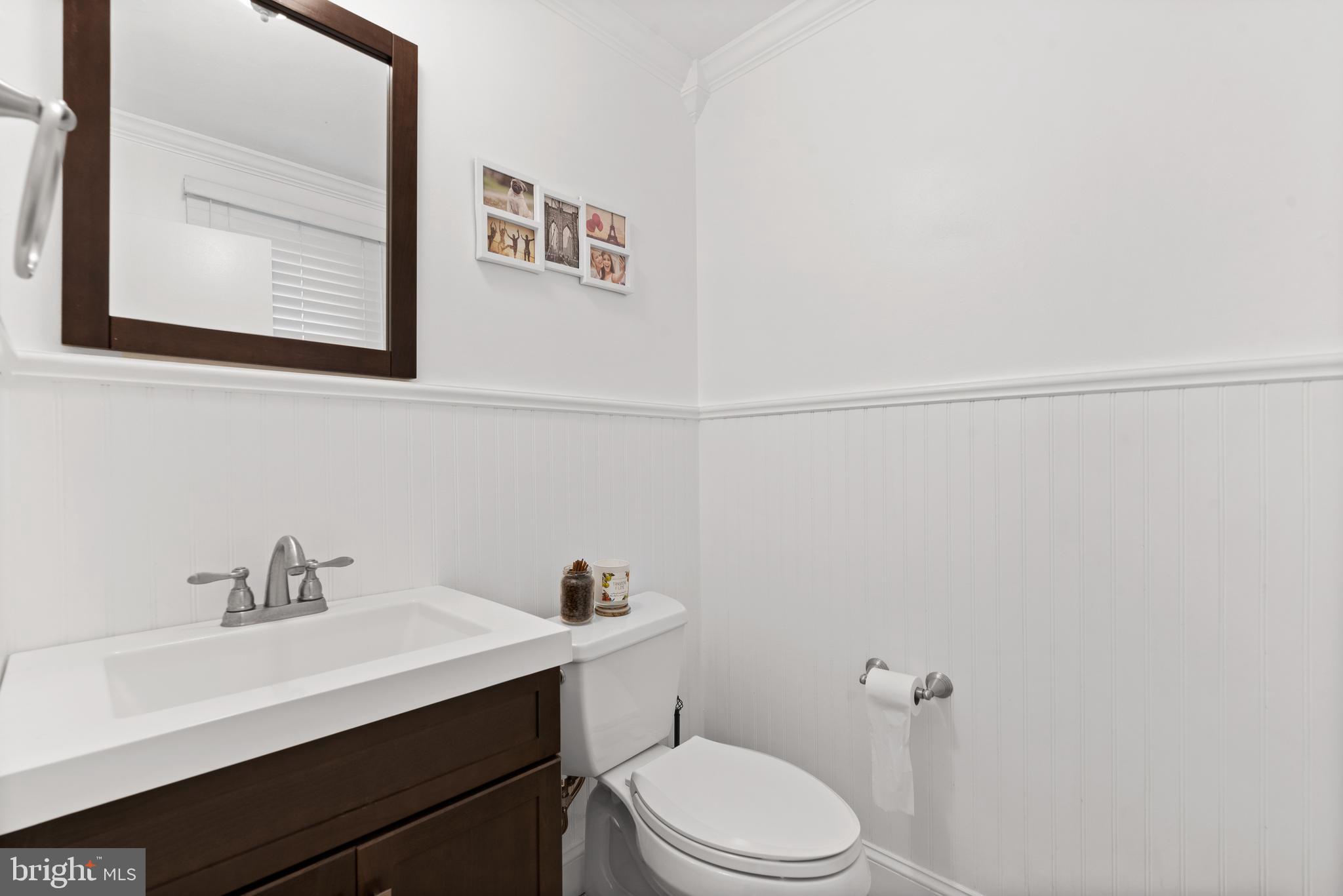 2022 Spring Mill Road Lafayette Hill, PA 19444 - Photo 15 of 31 Powder Room