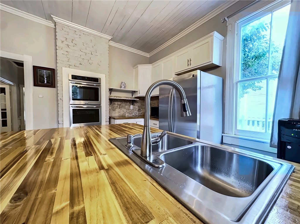 219 East Franklin Street Anderson, SC 29624 - Photo 20 of 44 Kitchen