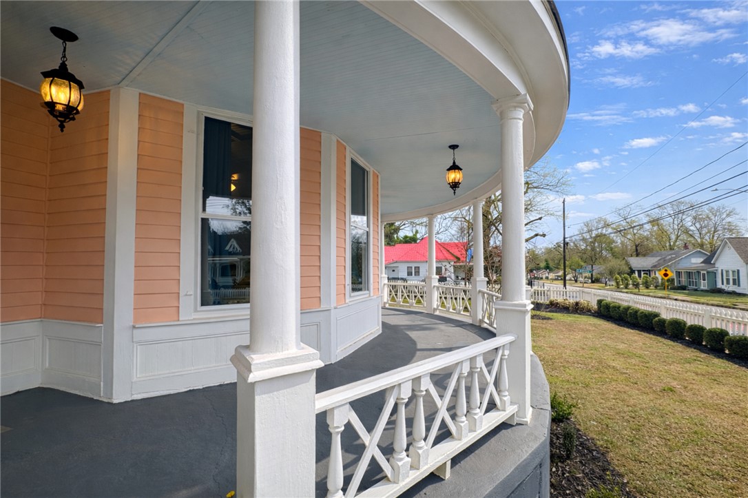 219 East Franklin Street Anderson, SC 29624 - Photo 2 of 44 Front Porch