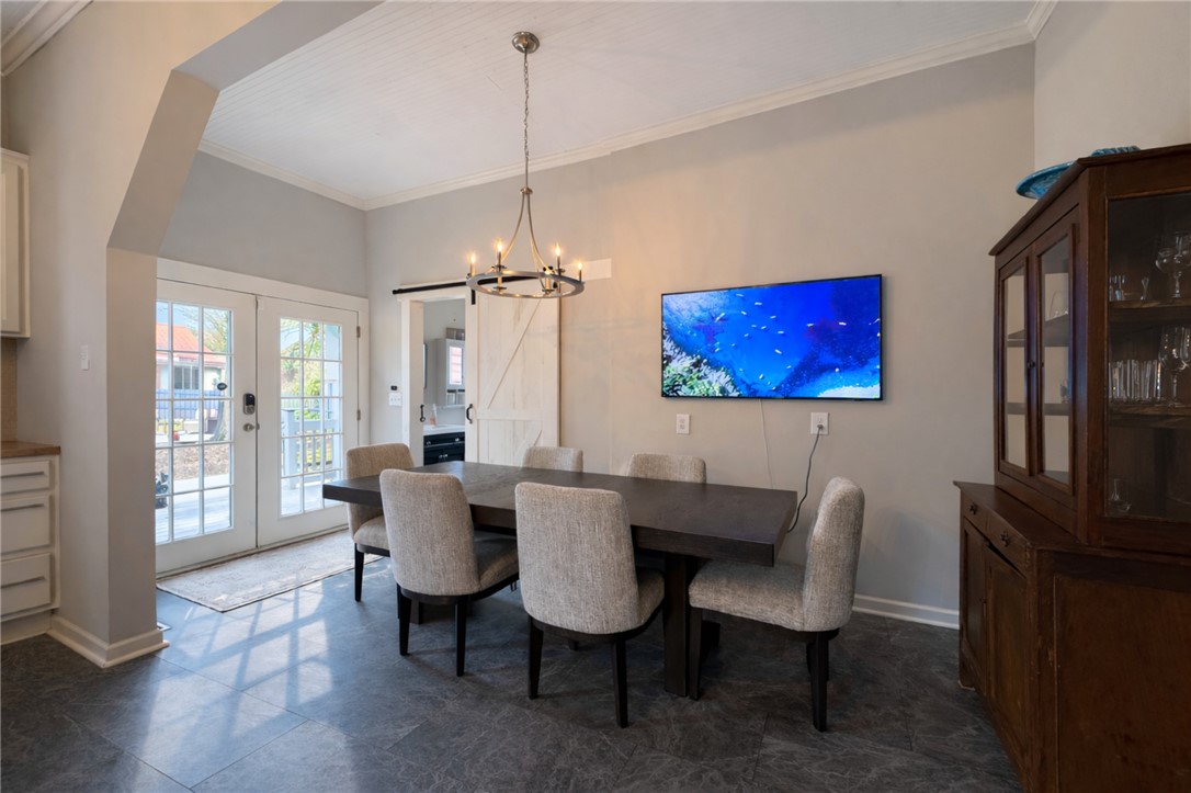 219 East Franklin Street Anderson, SC 29624 - Photo 22 of 44 Breakfast / Dining