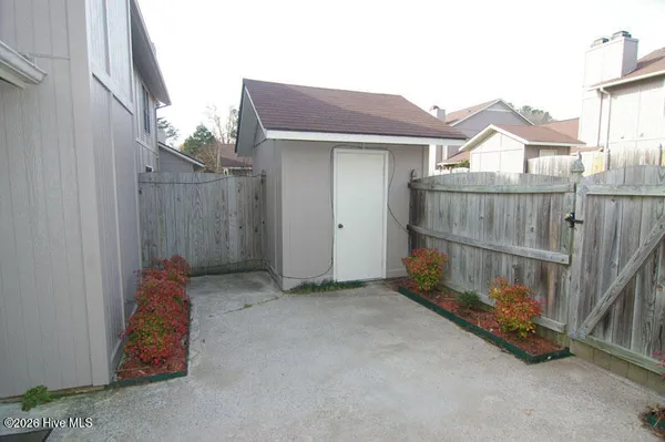 $1,300 | 1870 Quail Ridge Road, Unit P, Greenville, NC 27858