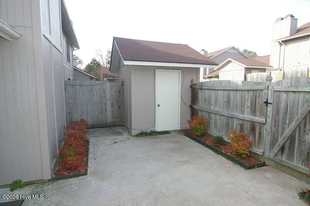 $1,300 | 1870 Quail Ridge Road, Unit P, Greenville, NC 27858