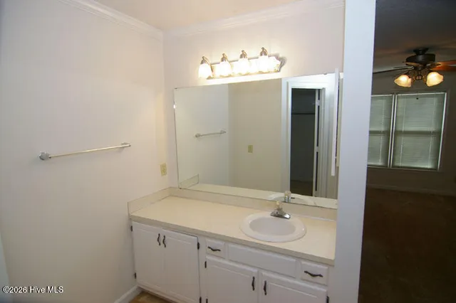 $1,300 | 1870 Quail Ridge Road, Unit P, Greenville, NC 27858