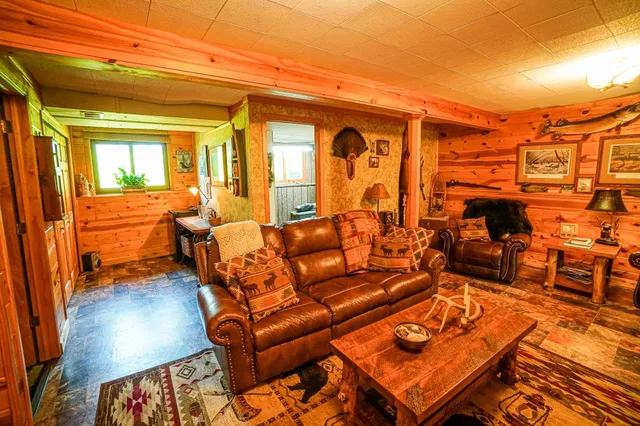 $369,900 | W8341 North Shore Drive, Onalaska, WI 54650