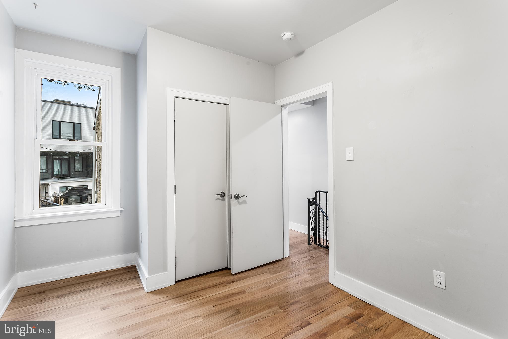 2340 West Thompson Street Philadelphia, PA 19121 - Photo 29 of 36 Middle bedroom