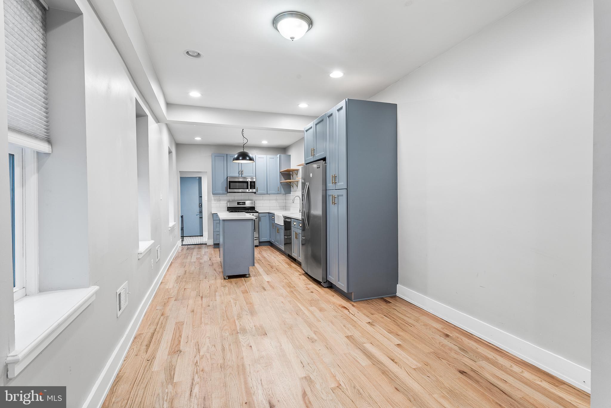 2340 West Thompson Street Philadelphia, PA 19121 - Photo 10 of 36 Large eat-in kitchen