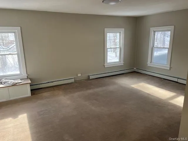 $1,925 | 8 County Rte 105, Highland Mills, NY 10930