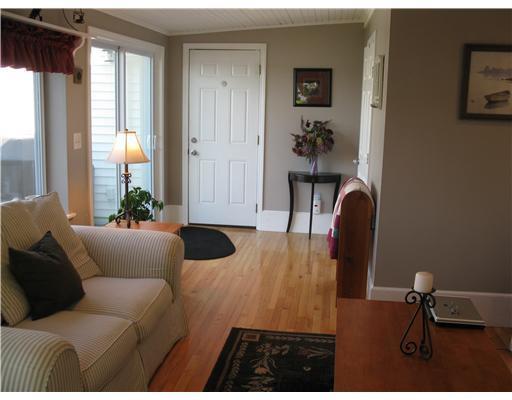 55 Riverside Avenue Sanford, ME 04073 - Photo 6 of 14 Living Room.