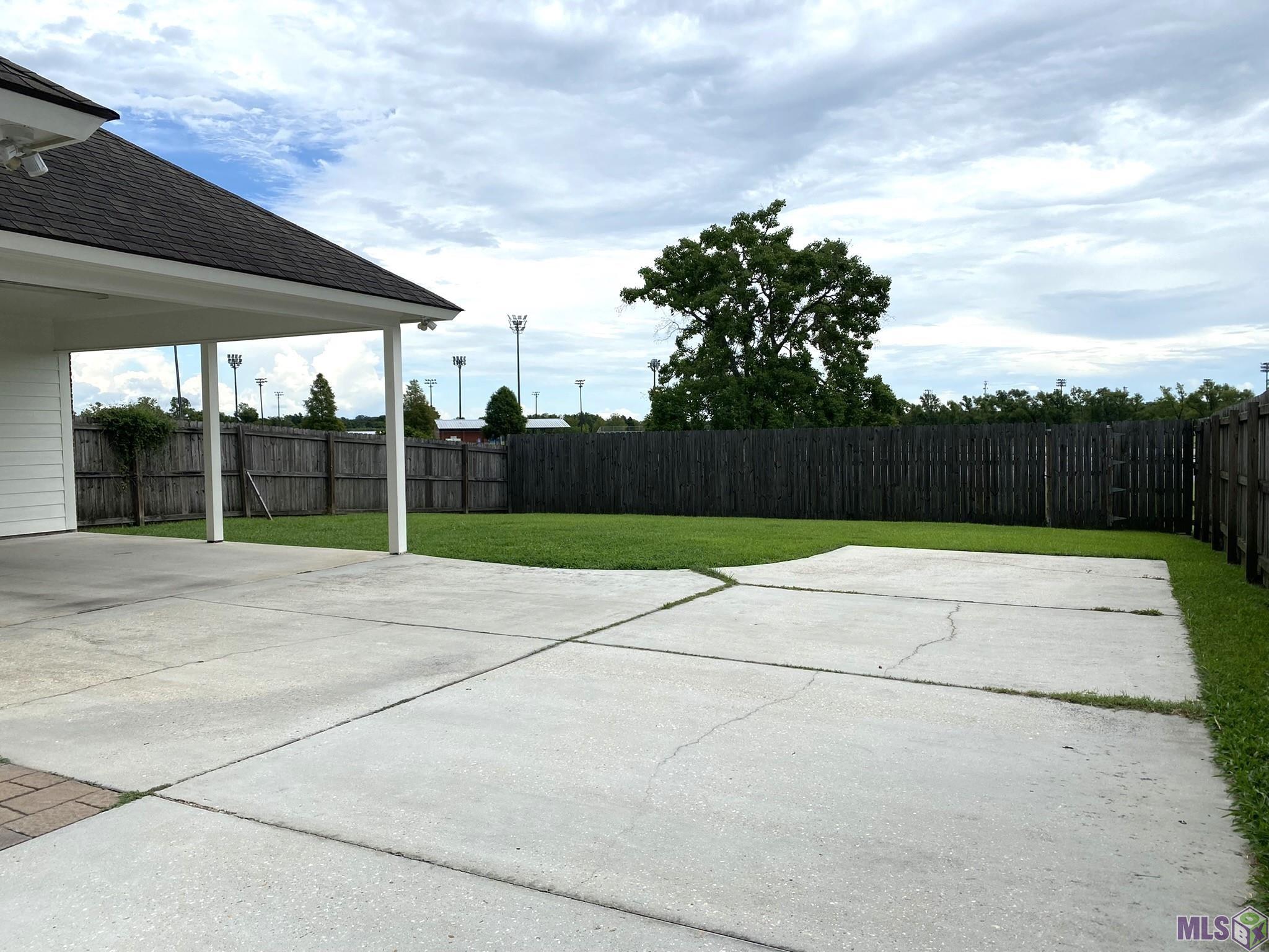 11016 Hillpark Avenue Baton Rouge, LA 70810 - Photo 17 of 17