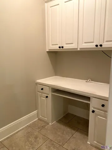 $2,100 | 11016 Hillpark Avenue, Baton Rouge, LA 70810