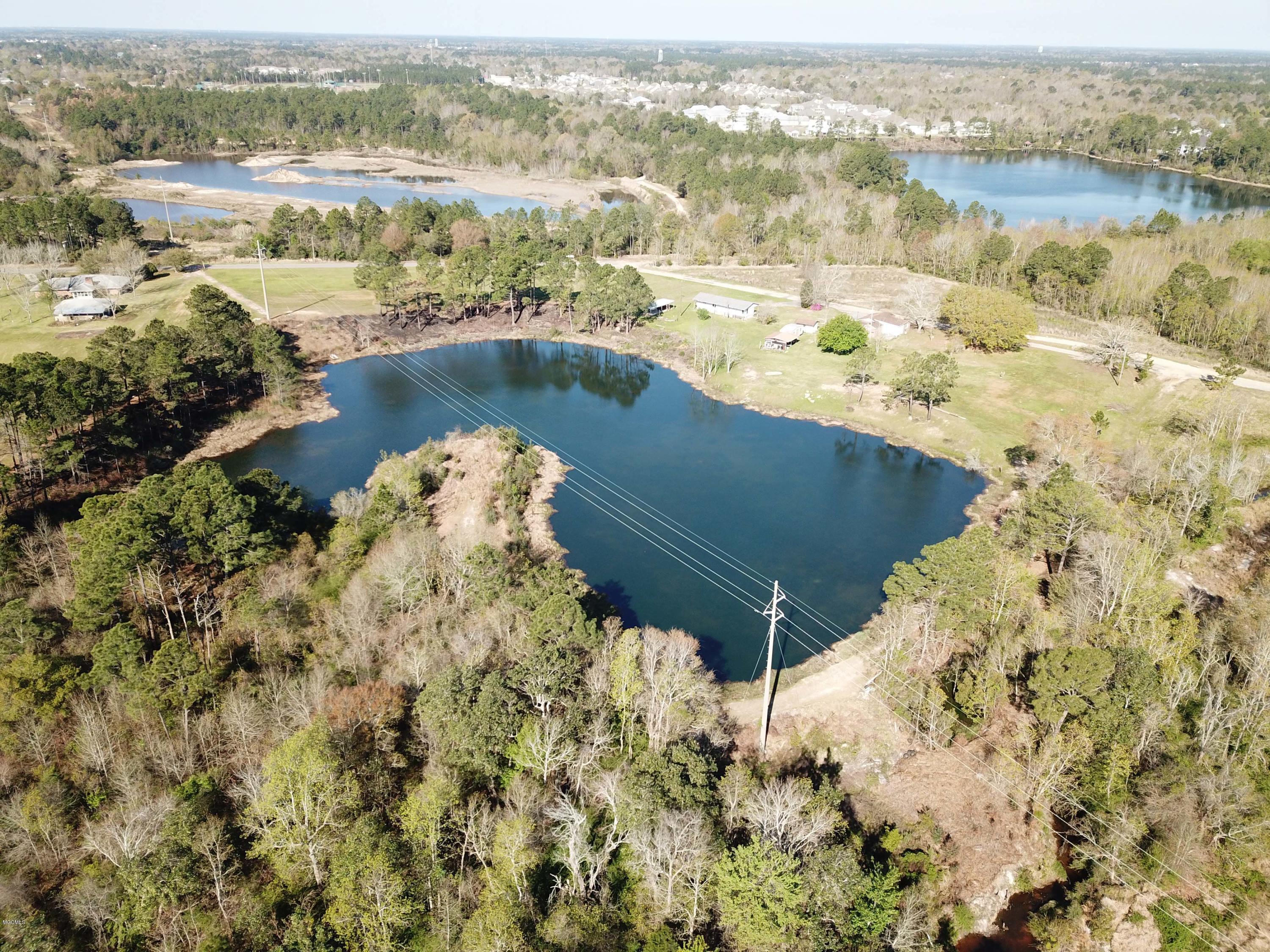 12008 North Latimer Road Gulfport, MS 39503 - Photo 5 of 24 Picture 5