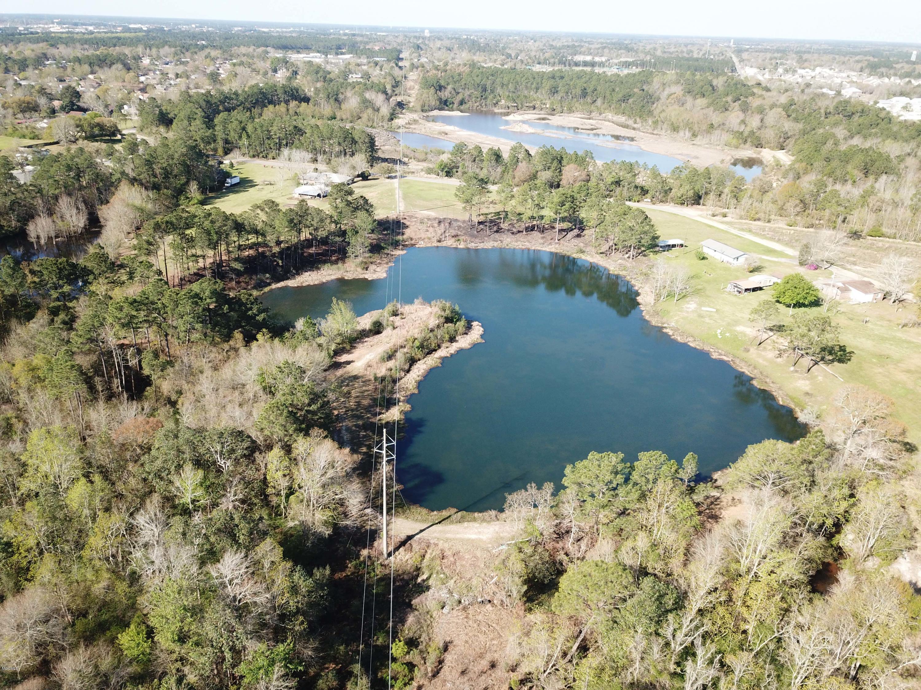 12008 North Latimer Road Gulfport, MS 39503 - Photo 6 of 24 Picture 6