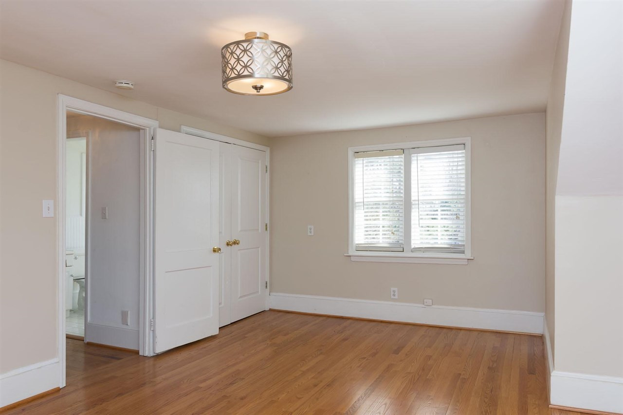 600 East Whitaker Mill Road Raleigh, NC 27608 - Photo 13 of 24 Photo 13