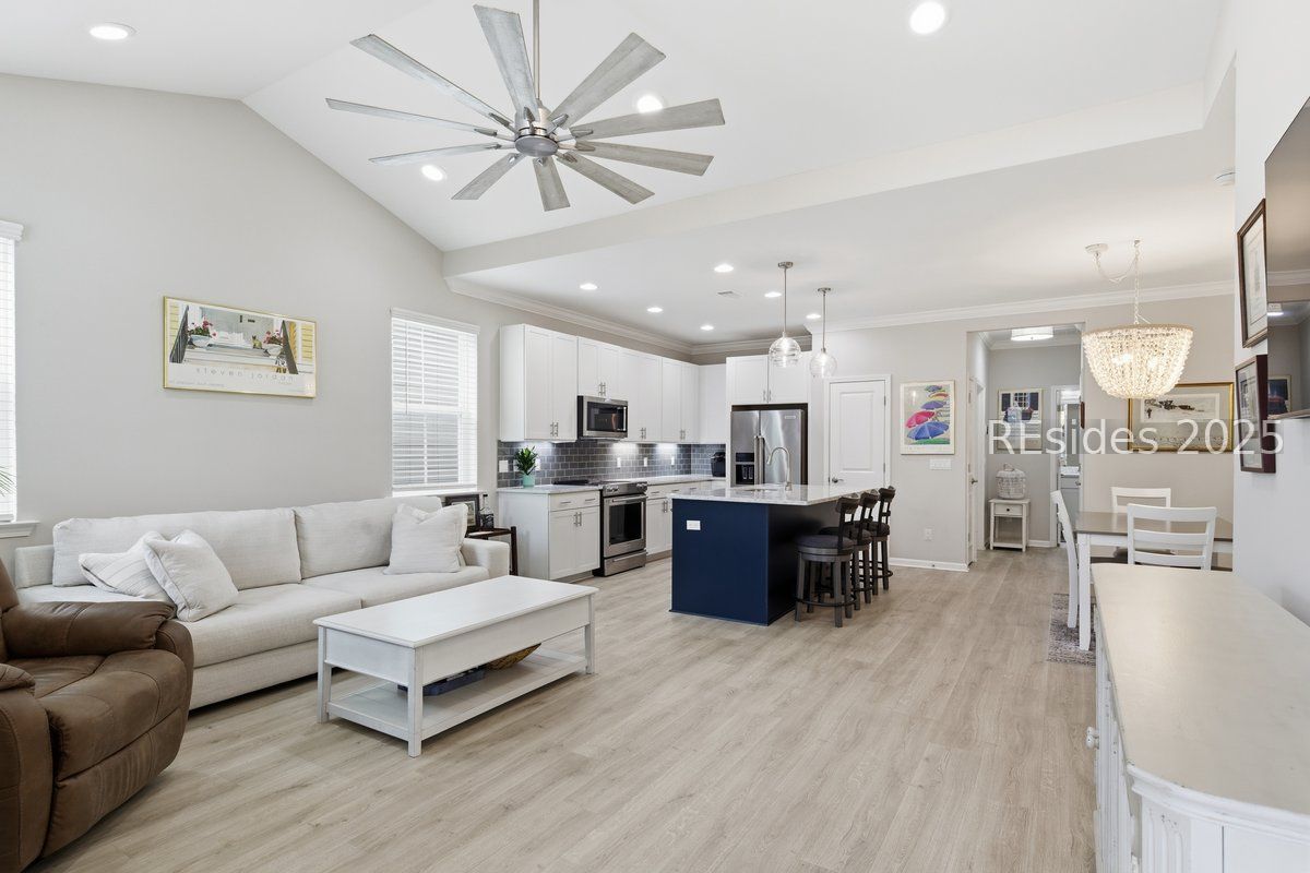 690 Beachcomber Boulevard, Unit 102 Hardeeville, SC 29927 - Photo 6 of 23 Great Room