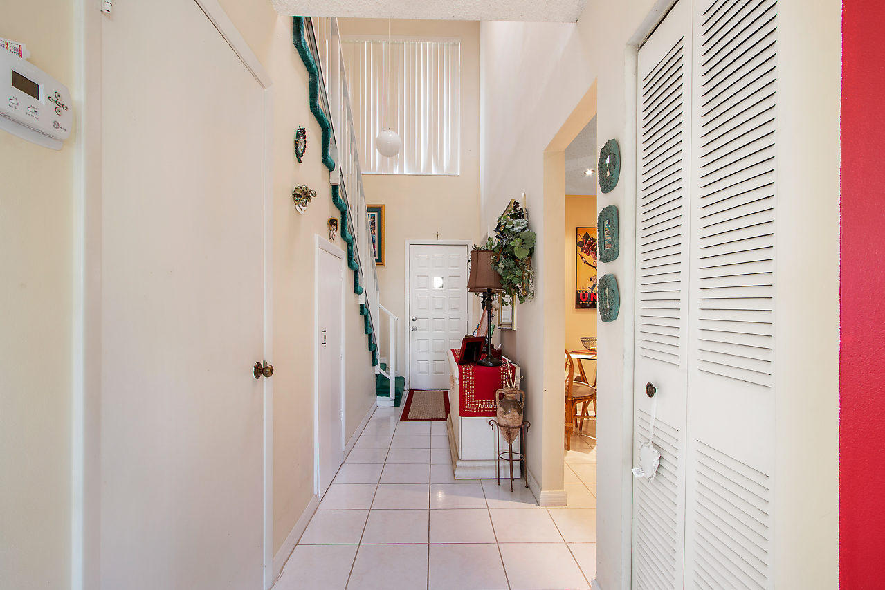 23286 Southwest 54th Way, Unit F Boca Raton, FL 33433 - Photo 13 of 30 Inside Hallway