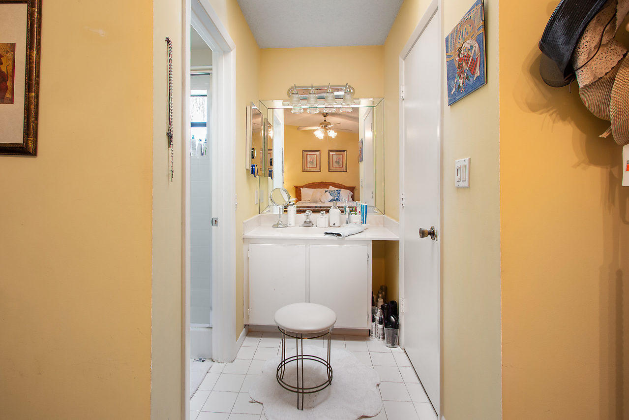 23286 Southwest 54th Way, Unit F Boca Raton, FL 33433 - Photo 10 of 30 Master Bathroom Sink