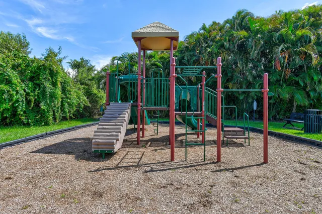 $3,500 | 156 Southwest Peacock Boulevard, Unit 29202, St. Lucie West, FL 34986