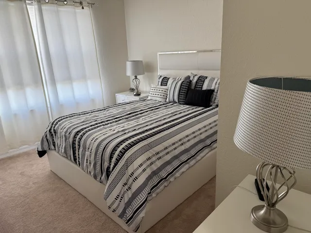 a view of a tennis court