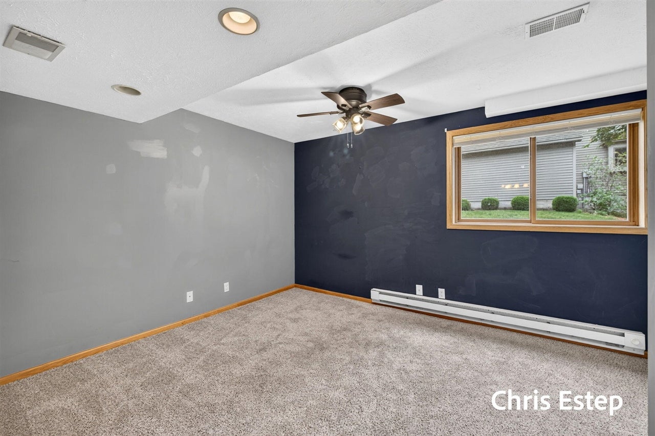 18127 Lovell Road Spring Lake, MI 49456 - Photo 23 of 42 Gallery Image 23