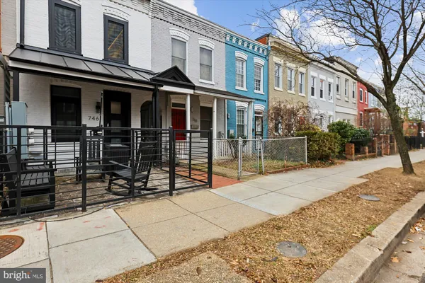 $4,000 | 746 Morton Street Northwest, Unit 1, Washington, DC 20010