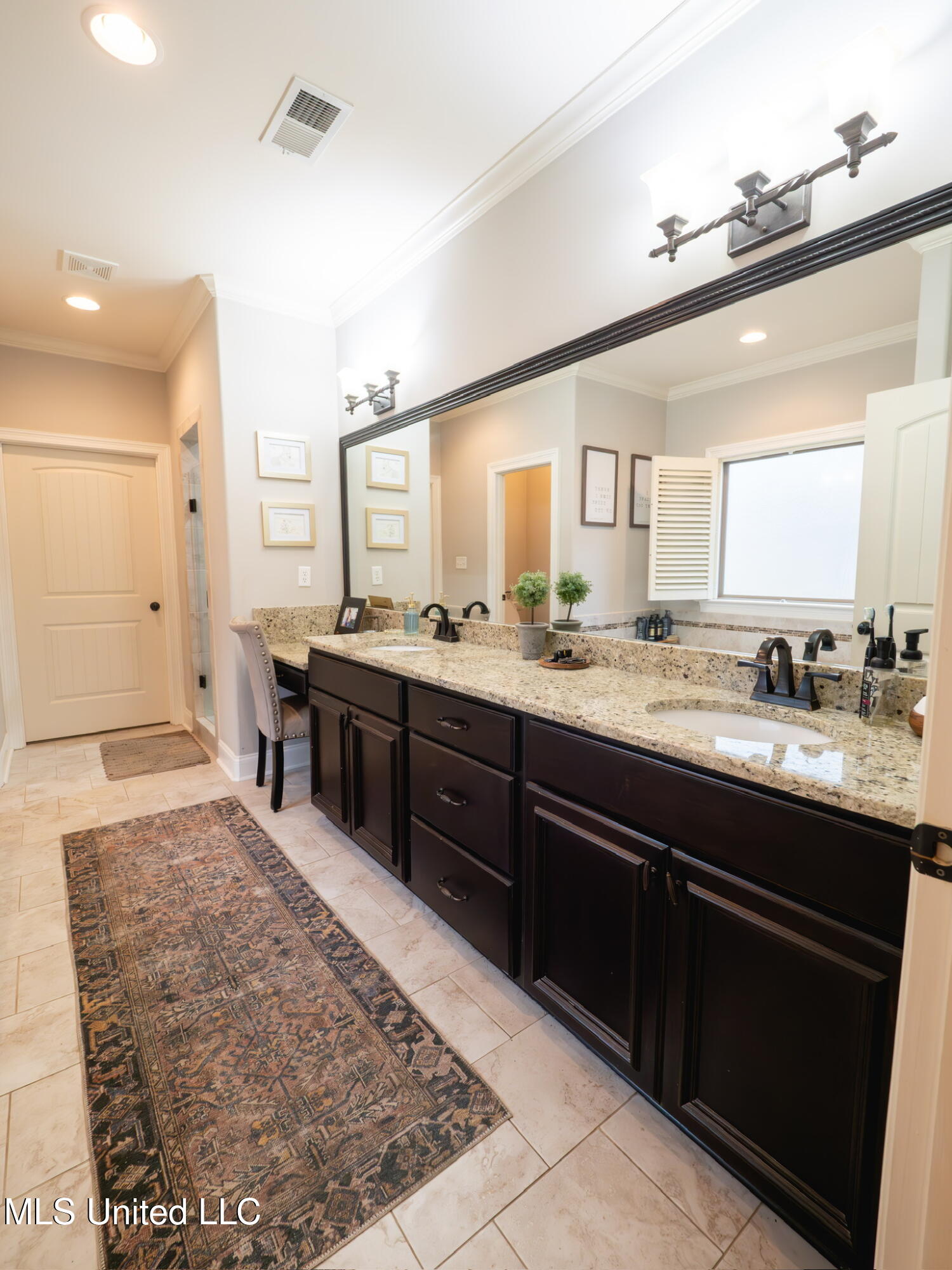 4183 Robinson Crossing Olive Branch, MS 38654 - Photo 4 of 24 image00003