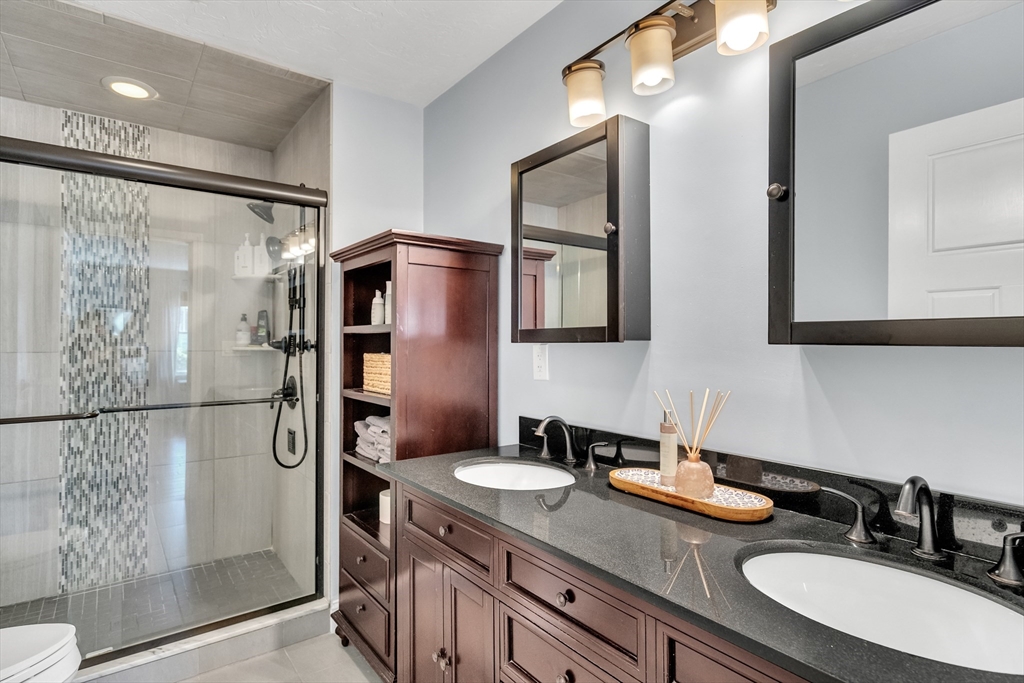 58 Madison Road Waltham, MA 02453 - Photo 15 of 36