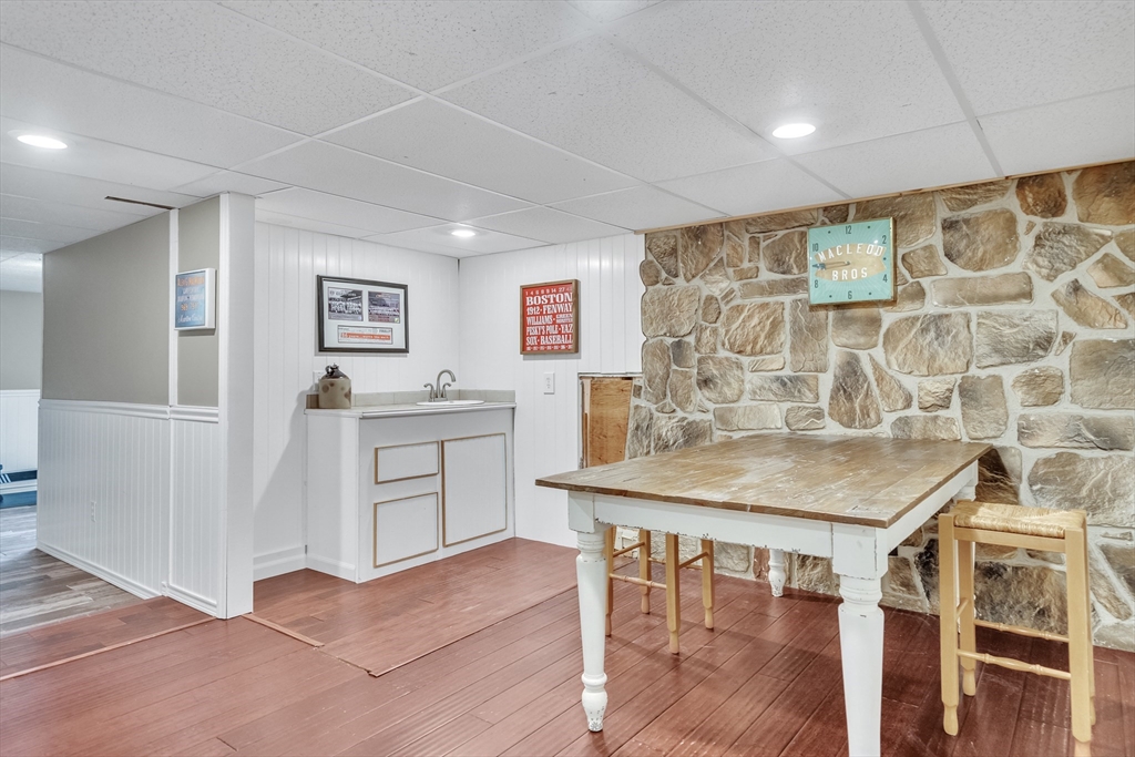 58 Madison Road Waltham, MA 02453 - Photo 25 of 36