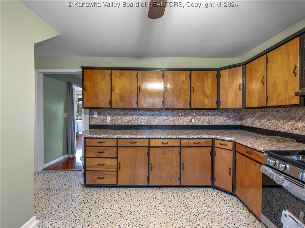 19435 Winfield Road Fraziers Bottom, WV 25082 - Photo 30 of 41 Gallery Image 30
