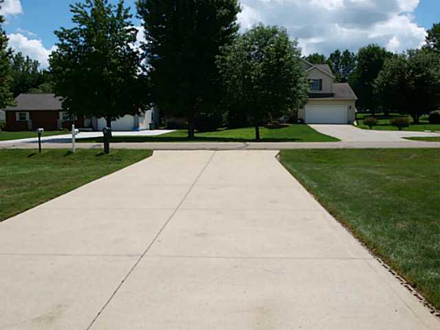 582 Forward Pass Road Southwest Pataskala, OH 43062 - Photo 3 of 20