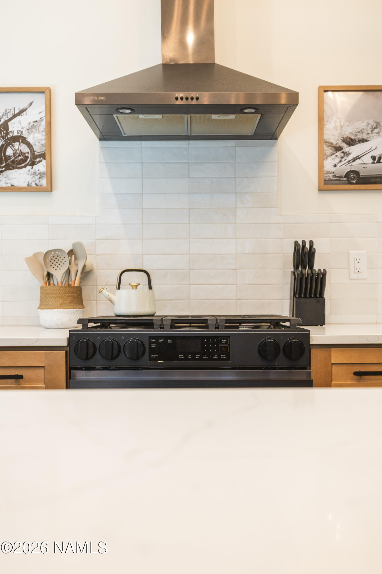 738 Comanche Street Flagstaff, AZ 86005 - Photo 11 of 30 Gorgeous backsplash