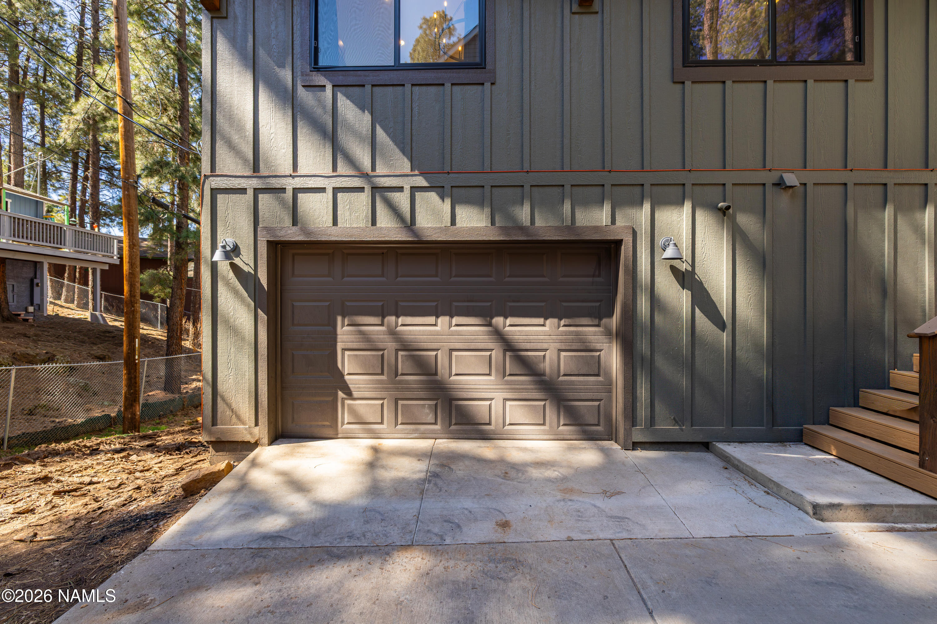 738 Comanche Street Flagstaff, AZ 86005 - Photo 2 of 30 Garage