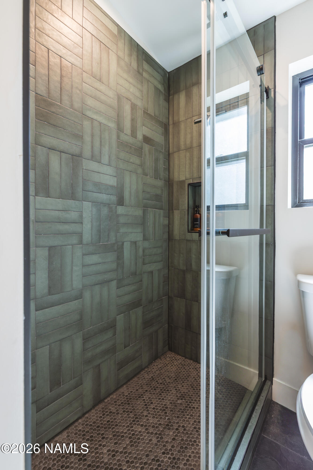 738 Comanche Street Flagstaff, AZ 86005 - Photo 25 of 30 Beautiful tiled shower