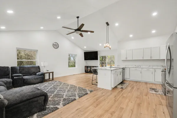 $425,000 | 29542 Priest Street, Dowagiac, MI 49047