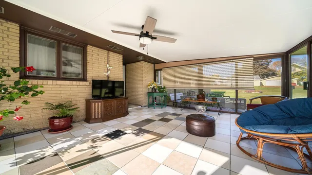 $365,000 | 5588 35th Street, Rockford, IL 61109