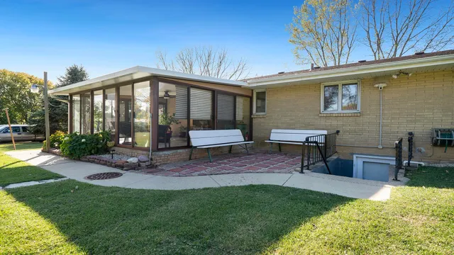 $365,000 | 5588 35th Street, Rockford, IL 61109