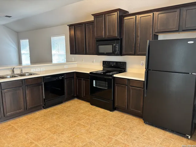 $1,775 | 5410 Bright Creek, San Antonio, TX 78240