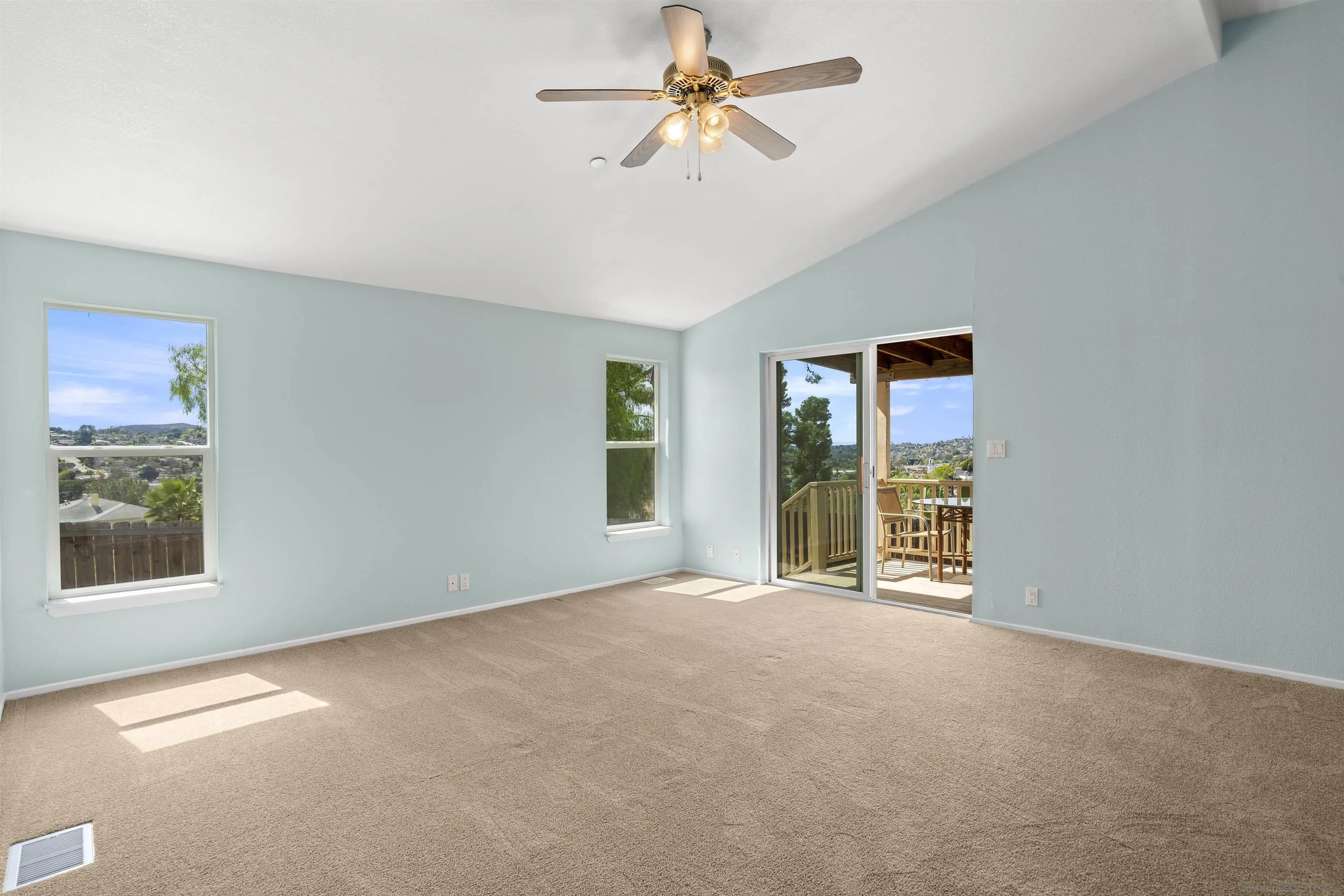 10106 Sierra Madre Road Spring Valley, CA 91977 - Photo 14 of 35 Gallery Image 14